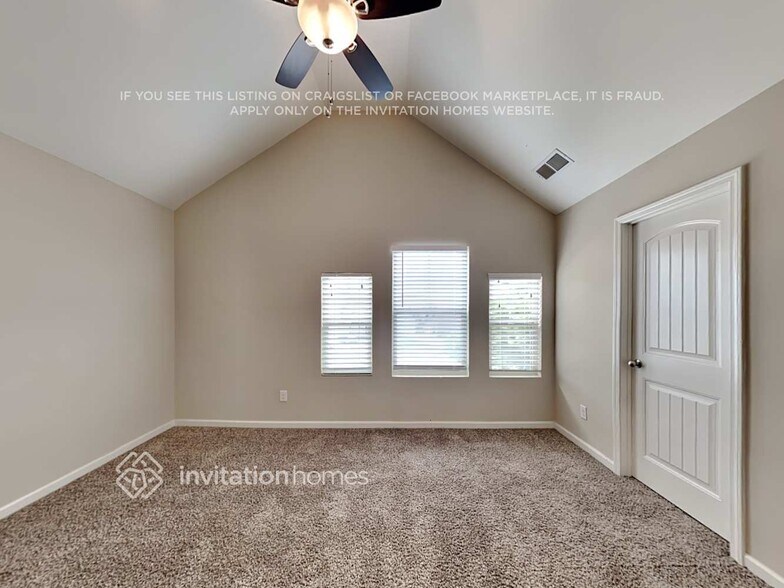 Building Photo - 1833 Crandon Ct