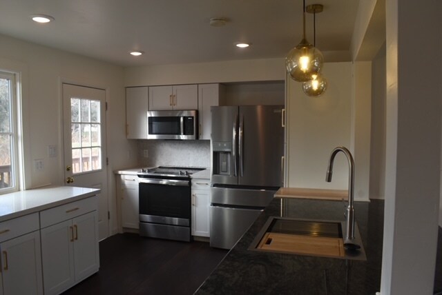 Building Photo - 64 Bogle Dr