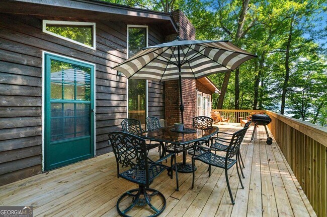 Building Photo - 180 Waterfront Dr