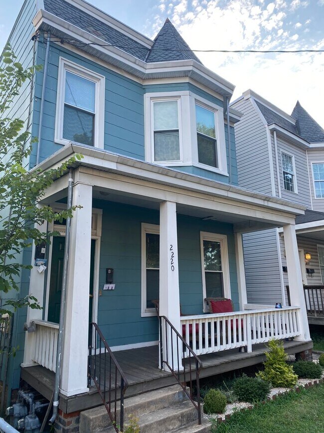 Building Photo - 2220 Parkwood Ave