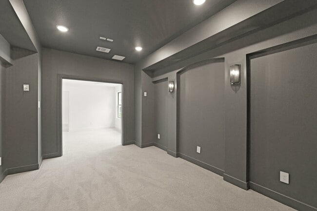 Building Photo - 406 Nocturne Rdg Dr