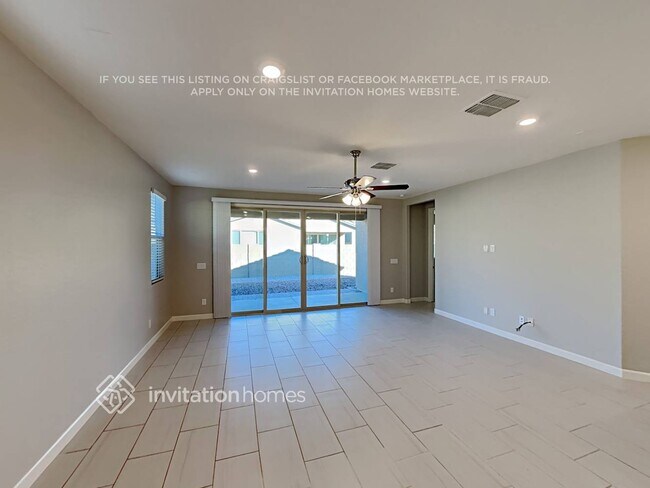 Building Photo - 354 W Rainbow Bridge Ln
