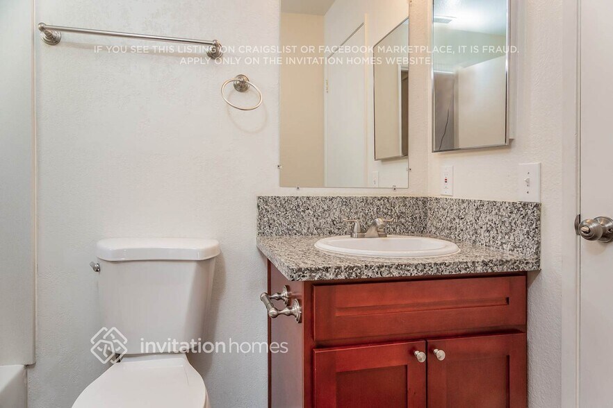 Building Photo - 7101 Koropp Ct