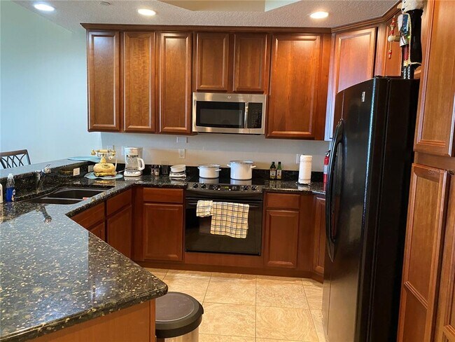 Building Photo - 6360 Water Crest Way