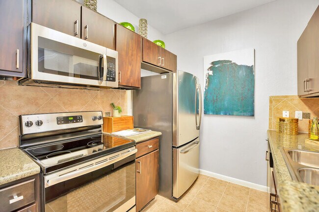 Building Photo - Sunny Days, Sweeter Specials