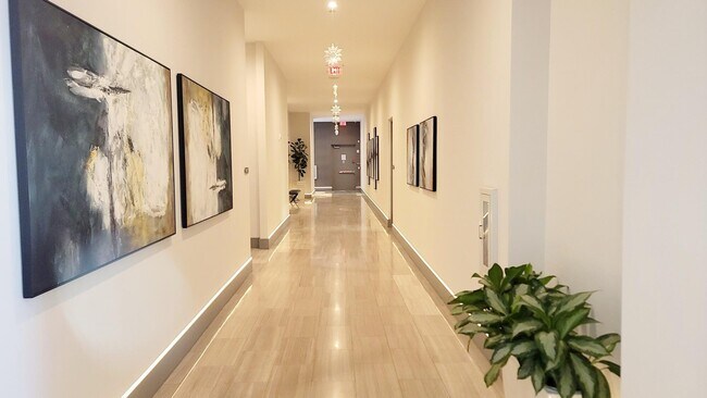 Building Photo - 5350 NW 84th Ave