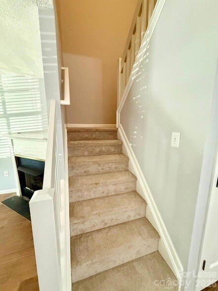 Building Photo - 12223 Paperbark Cir