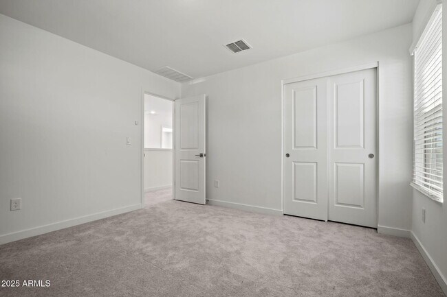 Building Photo - 3023 W Bent Tree Dr