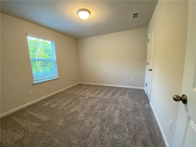Building Photo - 234 Wells Cir