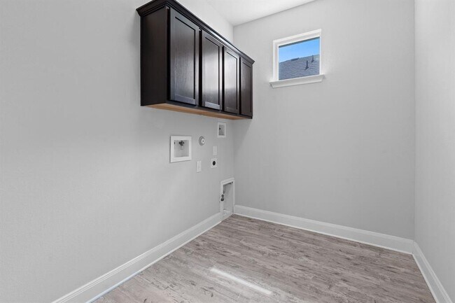 Building Photo - 9213 Margaret Jewel Ln