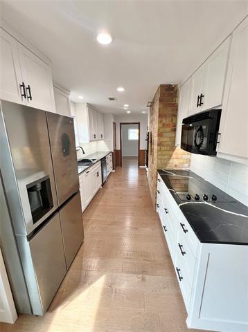 Building Photo - 411 High Brook Dr