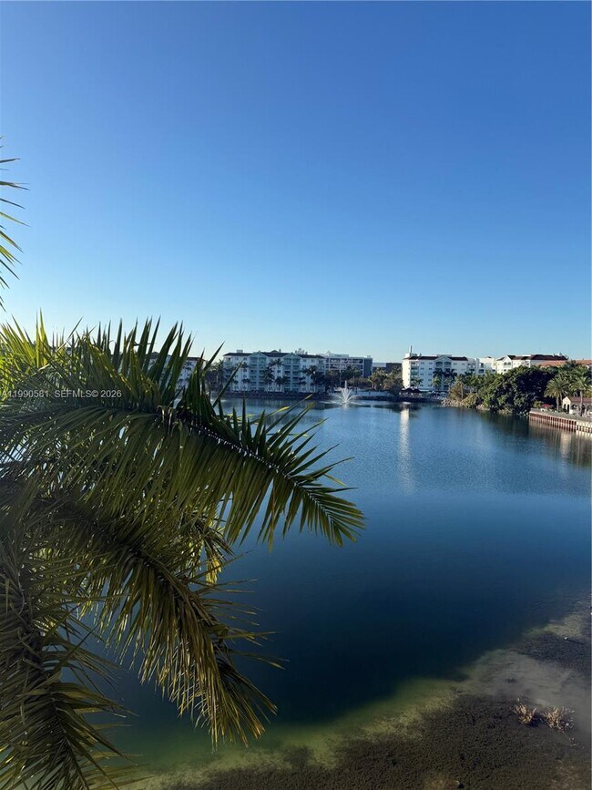 Building Photo - 4725 NW 85th Ave