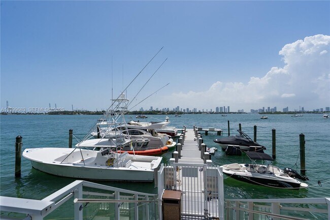 Building Photo - 1200 West Ave