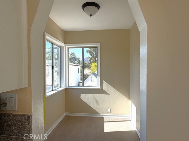 Building Photo - 3357 Sunnynook Dr