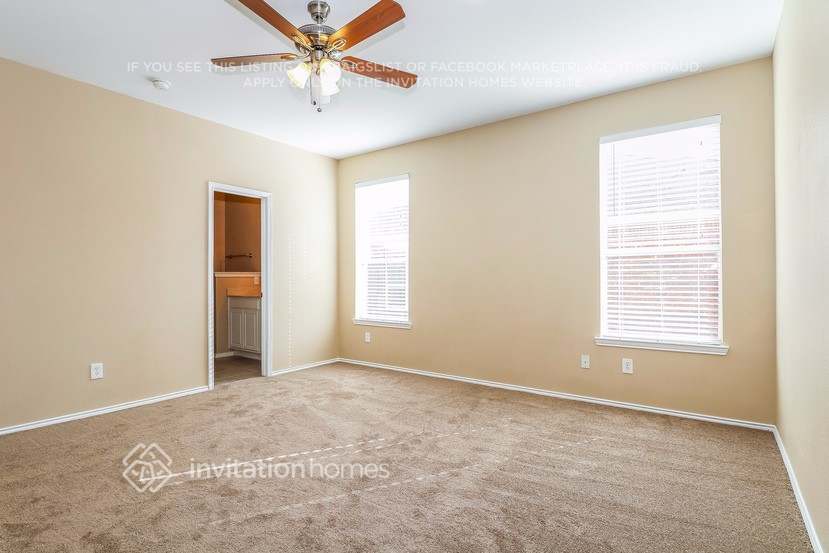 Building Photo - 1116 Melrose Dr