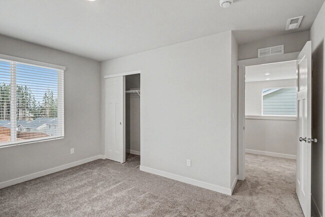 Building Photo - Spacious New Construction 4 Bed, 2.5 Bath Home in Coburn Terrace