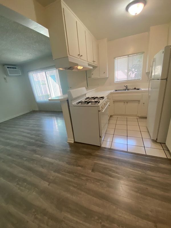 Building Photo - 71760 San Jacinto Dr