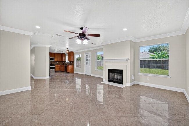 Building Photo - 2219 Mountshire Dr