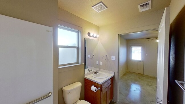 Building Photo - Cozy 1 bedroom in Temple with washer and dryer connections