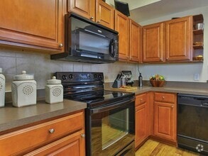 Building Photo - Warm, Welcoming, and Move-In Ready!