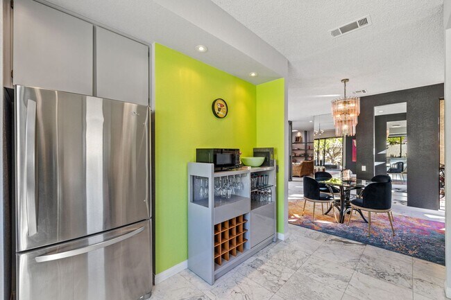 Building Photo - Mountain View Retreat in Palm Springs