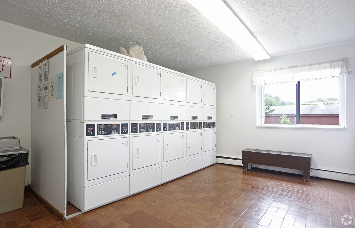 Middlefield Village Apartments Middlefield