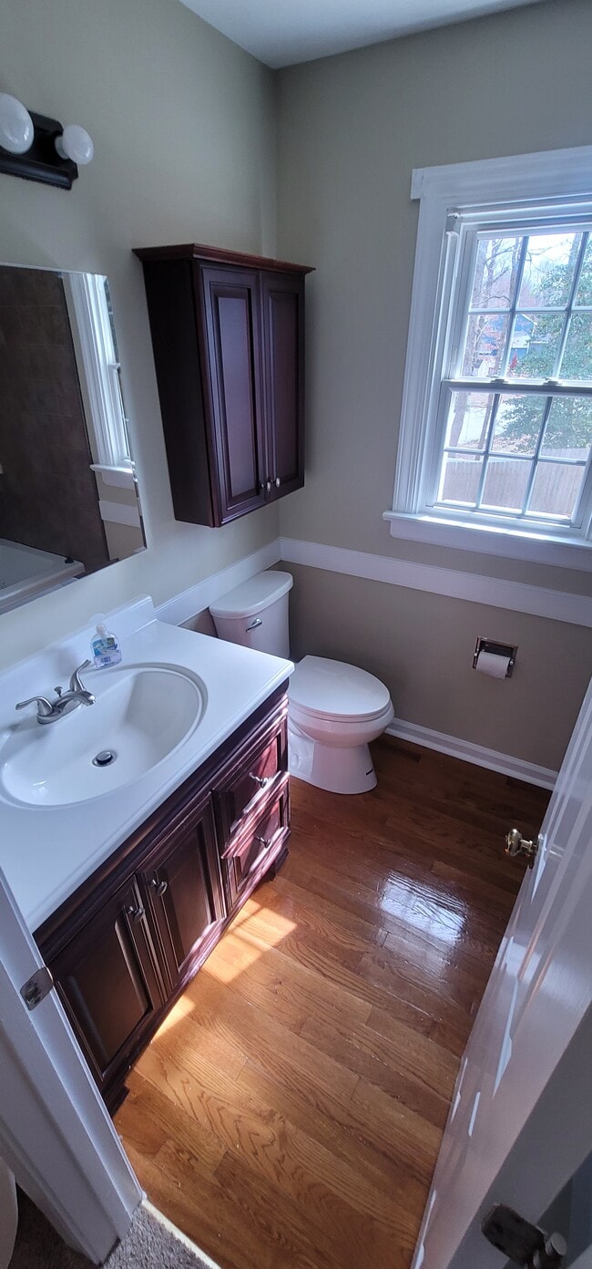 Upstairs Full Bath View 1 - 10811 Cardington Rd