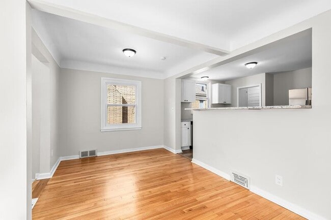 Building Photo - 24050 Blackstone St