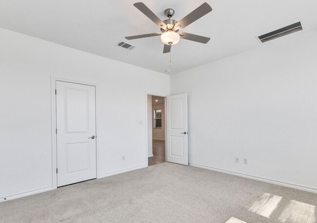 Building Photo - 200 Small Seed Dr