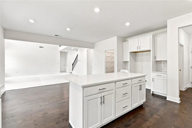 Building Photo - 5837 Creek Indian Dr