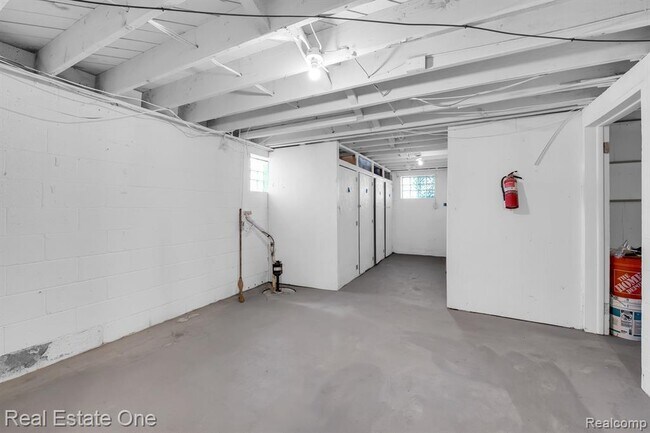 Building Photo - 50 Virginia Dr