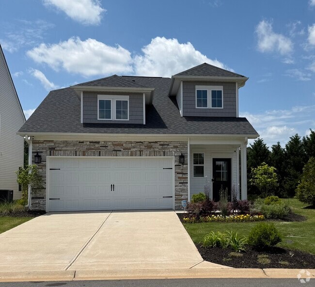 Building Photo - 3020 Hillgate Trl