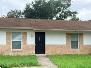 Building Photo - 2314 Fern Palm Dr
