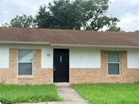 Building Photo - 2312 Fern Palm Dr