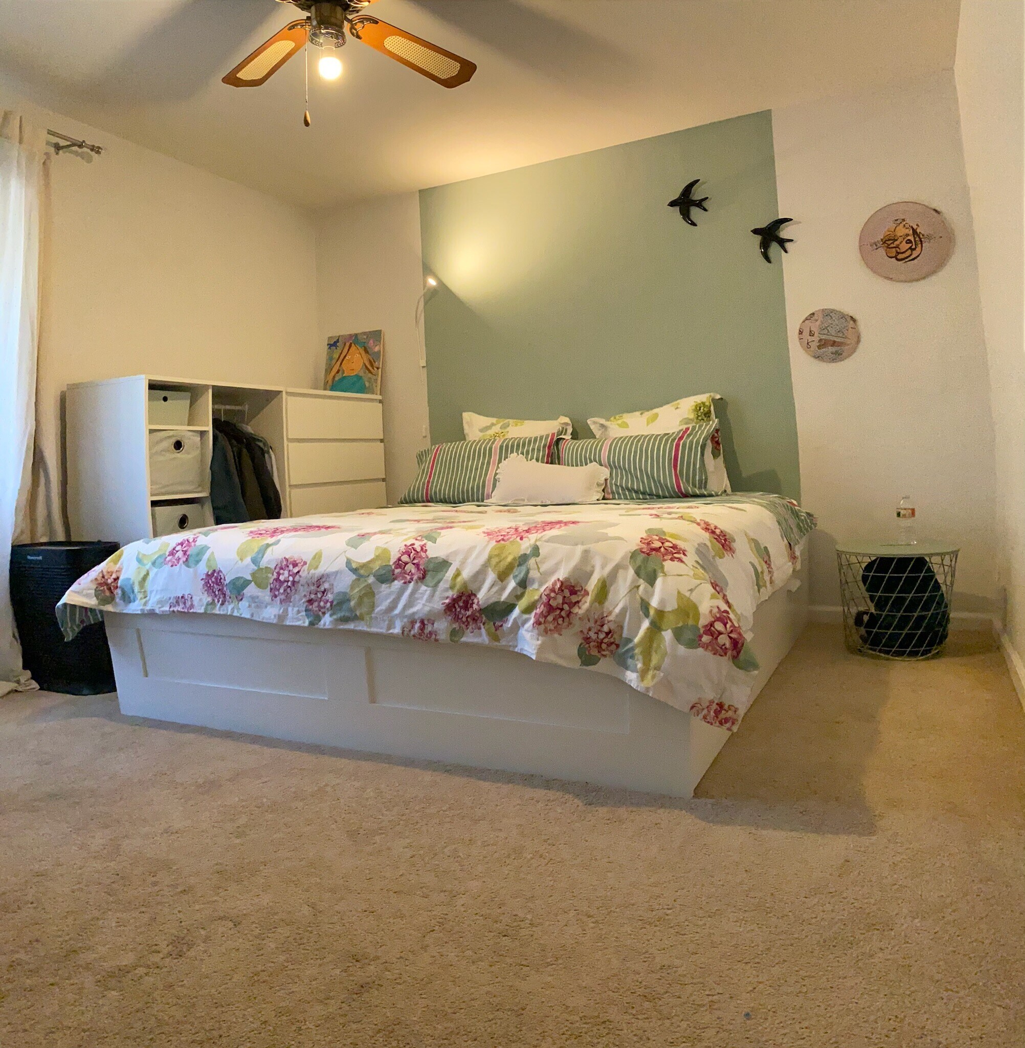 Building Photo - 5484 Roundtree Dr