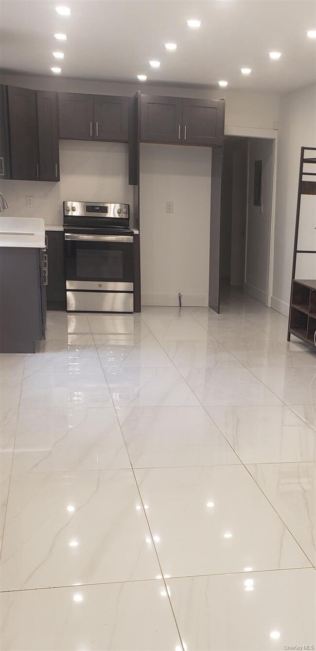 Building Photo - 151 Michigan Rd