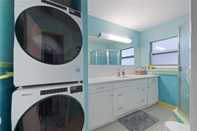 Building Photo - 505 N Ocean Blvd