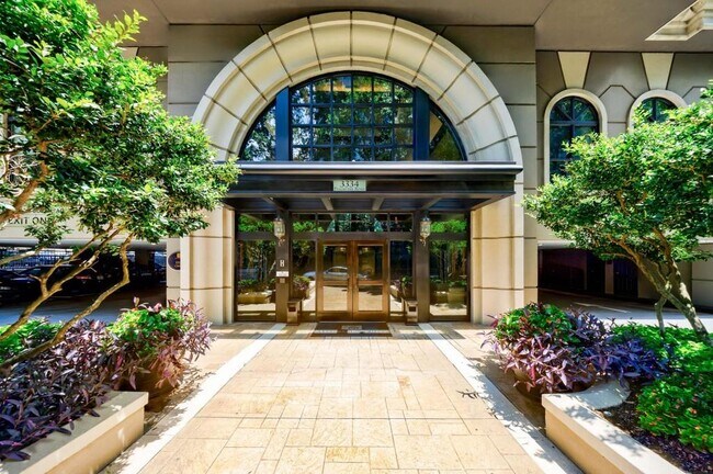Building Photo - 3334 Peachtree Rd NE