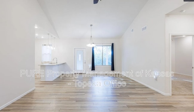 Building Photo - 3312 SE 22nd St