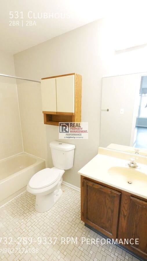 Building Photo - 531 Clubhouse Ct