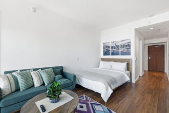 Building Photo - 399 Fremont St