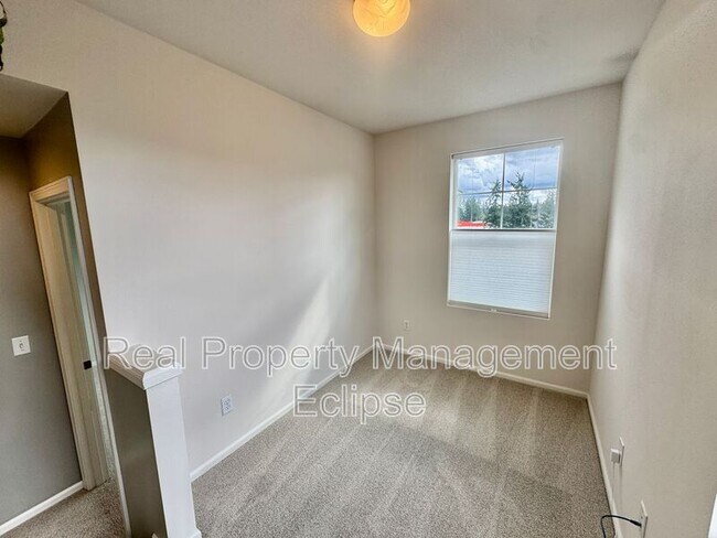 Building Photo - 305 127th St SE