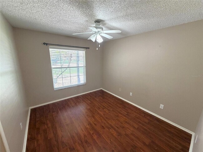 Building Photo - 309 Buttonwood Dr
