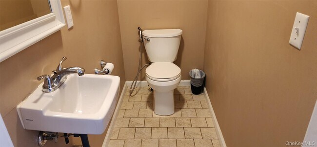 Building Photo - 448 Old Mountain Rd