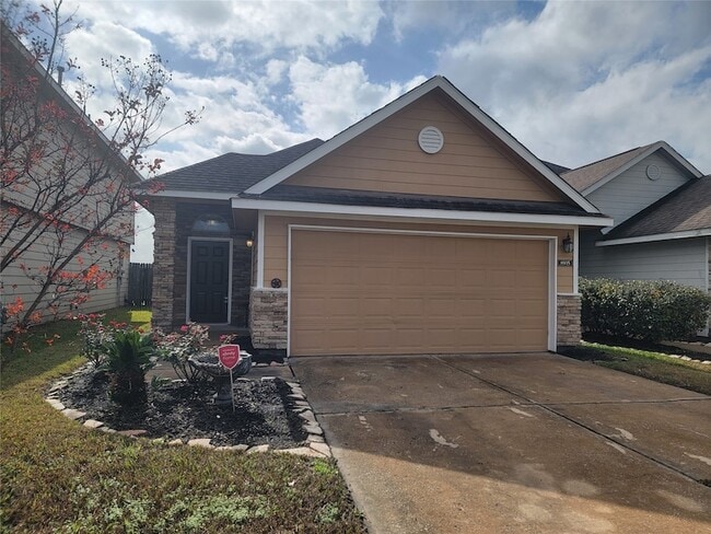 Building Photo - 8935 Windfern Trace Dr