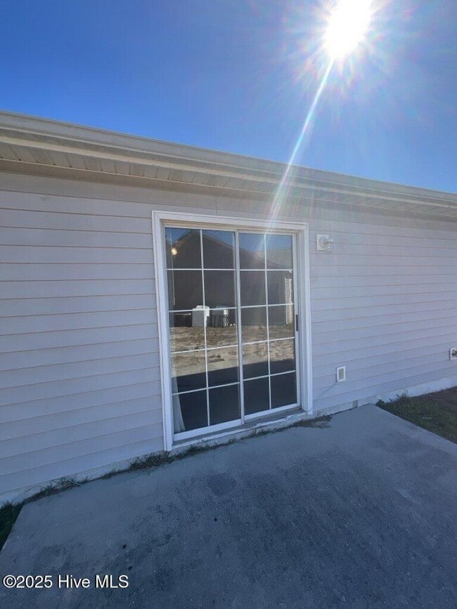 Building Photo - 218 Faison Ln