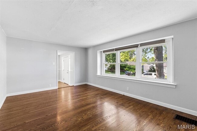 Building Photo - 9427 Atwood Dr