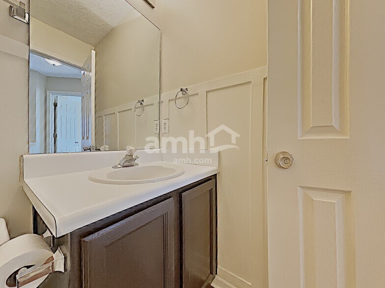 Building Photo - 3571 Avensong Village Cir