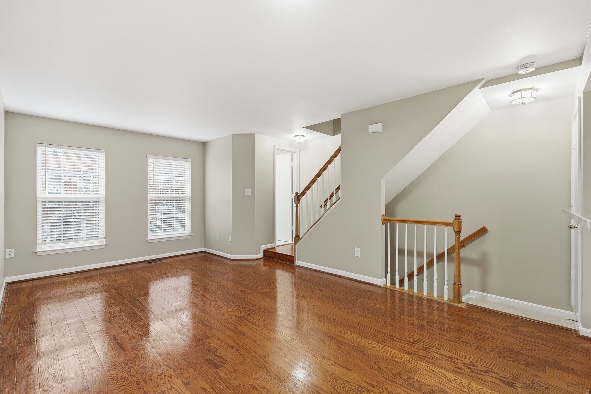 Building Photo - 8074 Sebon Dr