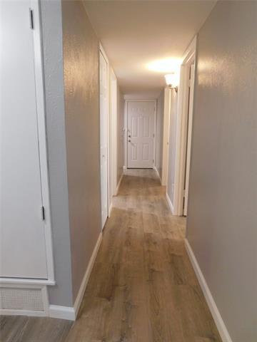 Building Photo - 1524 Carnation Dr